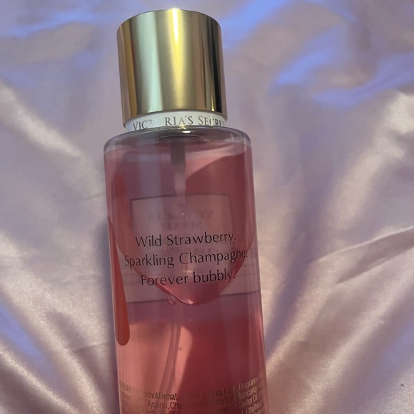 Strawberries & Champagne Victoria’s Secret set- body cream & FFM - Picture 3 of 6